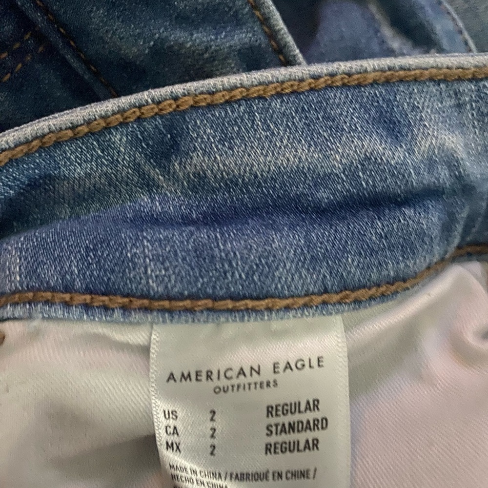 Size 2 American Eagle Jeans